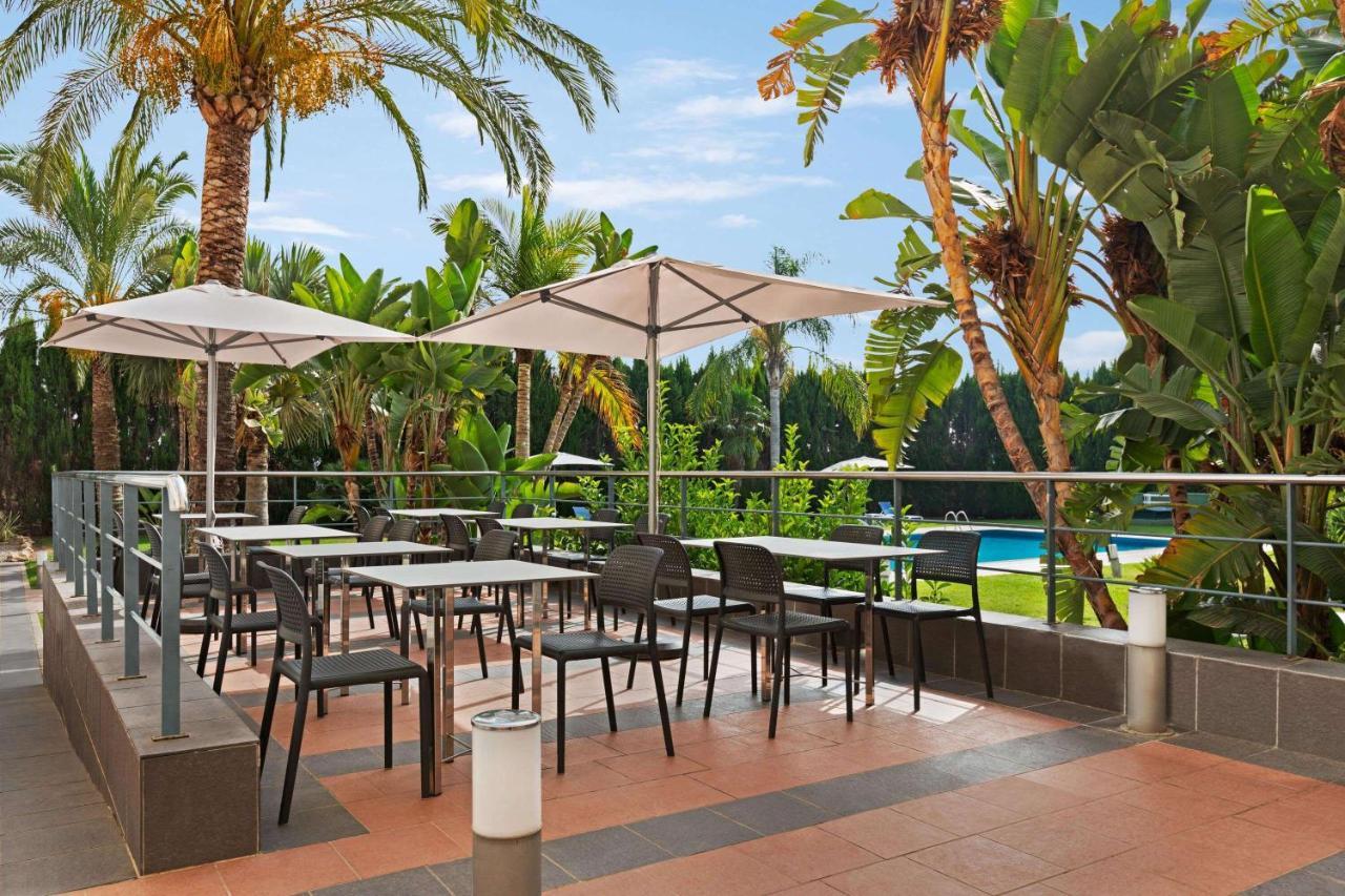 รามาดา บาย วินด์แฮม บาเลนเซีย อัลมุสซาเฟส Hotel ภายนอก รูปภาพ