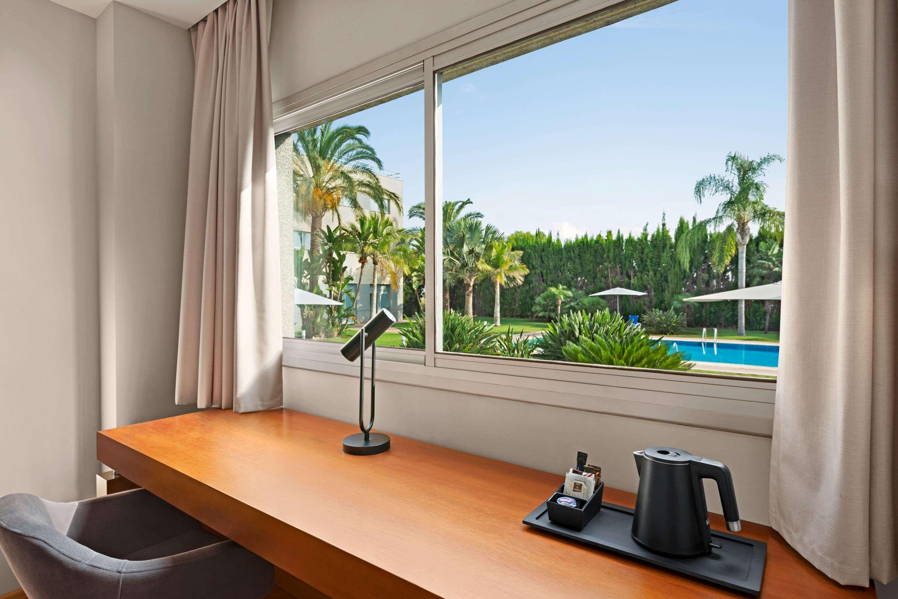 รามาดา บาย วินด์แฮม บาเลนเซีย อัลมุสซาเฟส Hotel ภายนอก รูปภาพ